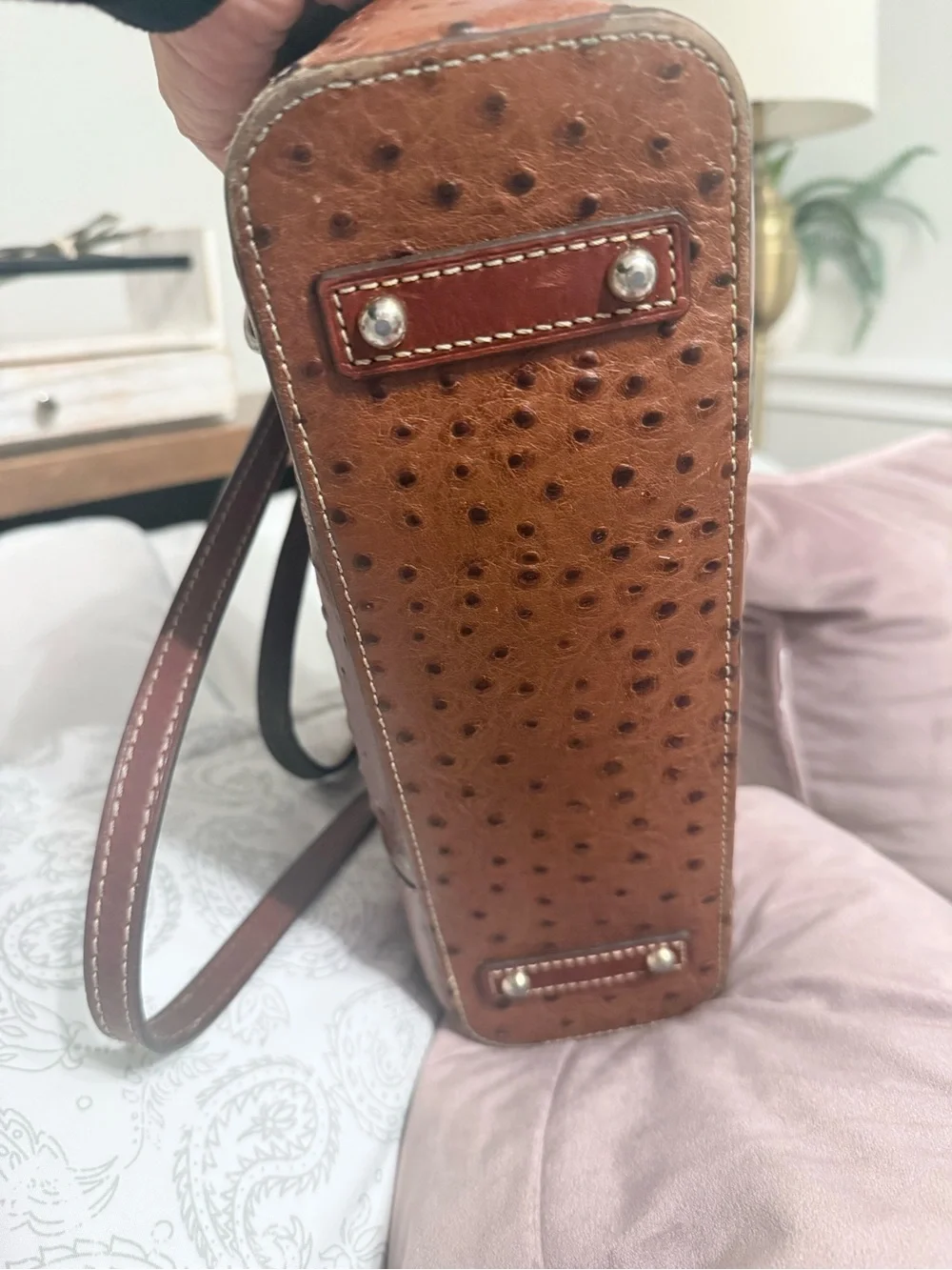 🧡 Beautiful vintage Dooney & Bourke Brown Ostrich-Embossed Shoulder Tote